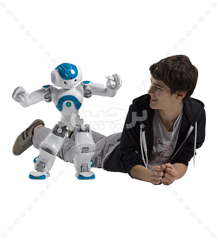 عکس بدون زمینه پسر نوجوان به همراه روبات