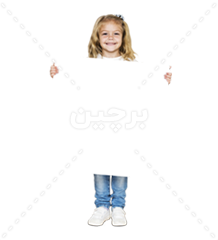 عکس دختربچه بانمک با یک پلاکارد در دست